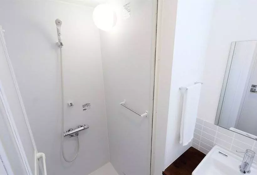 Shonan Enoshima Seaside Guest House – Hostel