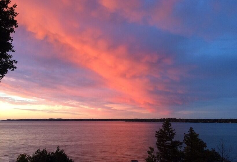 The Torch Lake Bed And Breakfast