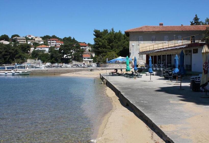 צימר Apartments Palit Rab