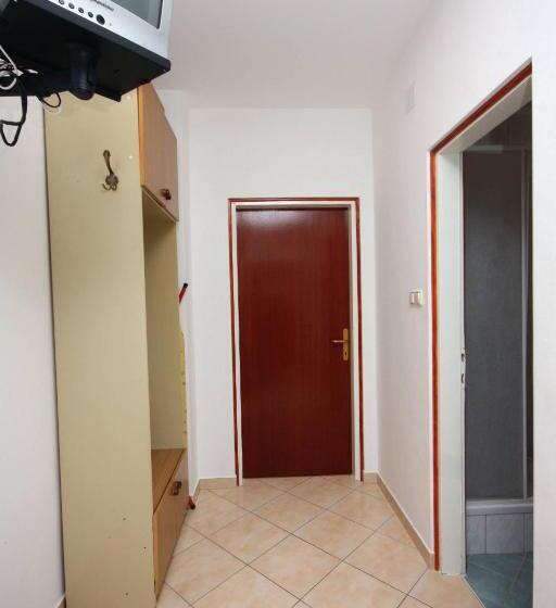 צימר Apartments Palit Rab