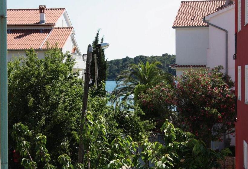 צימר Apartments Palit Rab