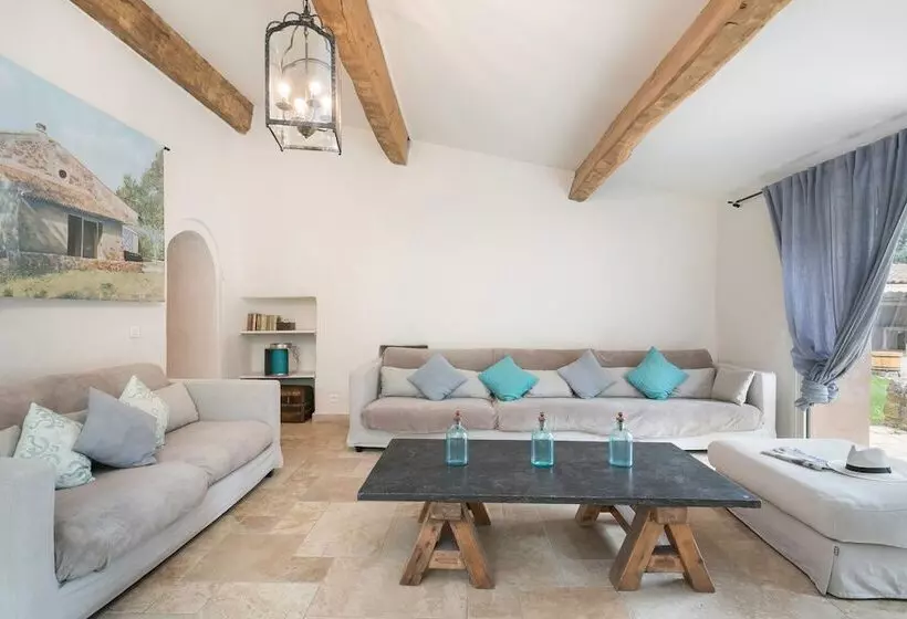 ベッドアンドブレックファースト Château Des Bertrands