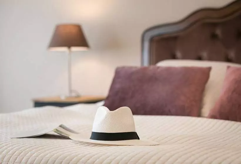 ベッドアンドブレックファースト Château Des Bertrands