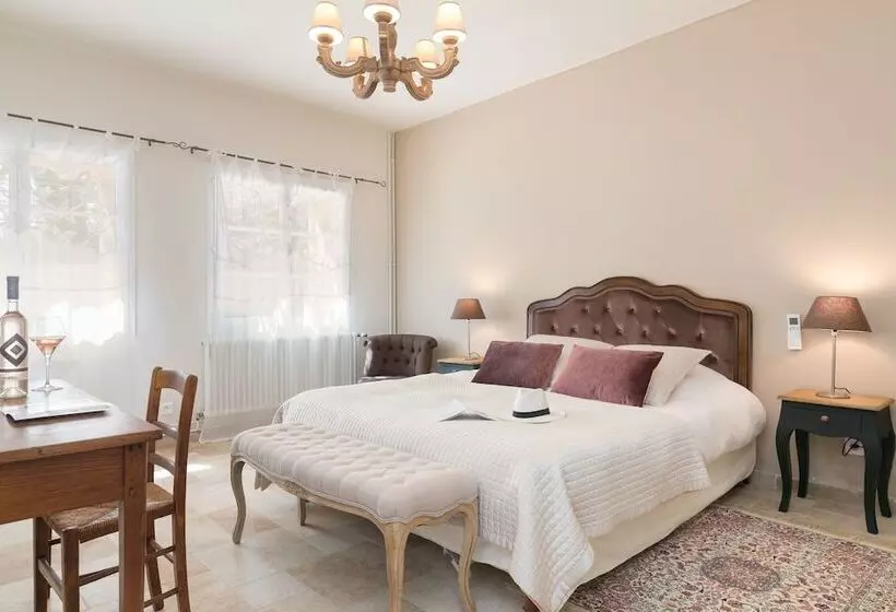 ベッドアンドブレックファースト Château Des Bertrands