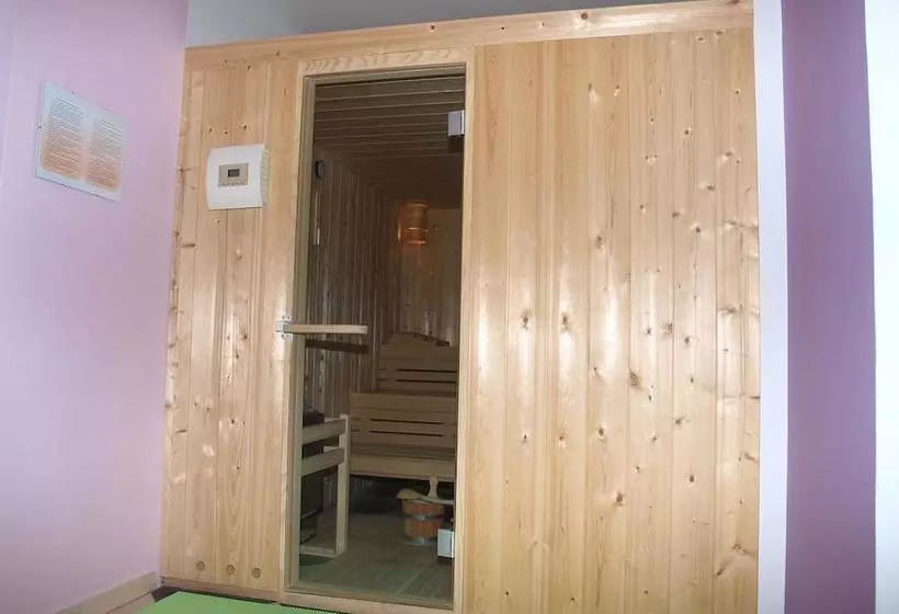 Aamiaismajoitus (B&B) Rooms Centar