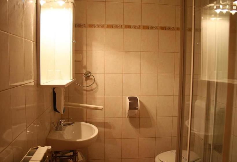 مبيت وإفطار Rooms Centar