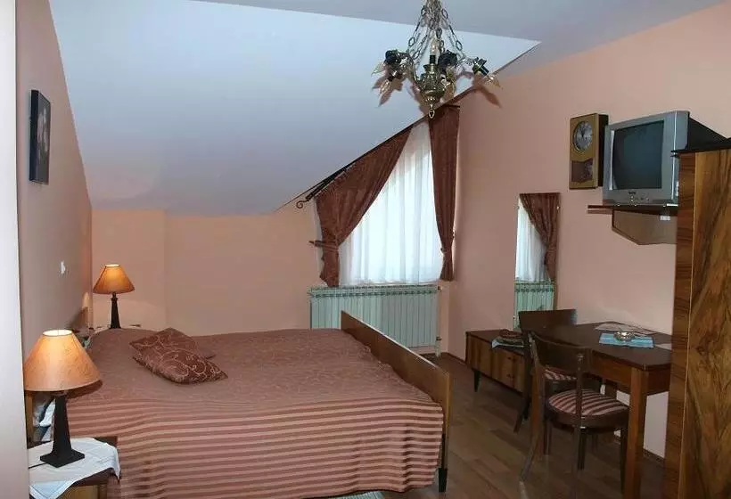 Aamiaismajoitus (B&B) Rooms Centar