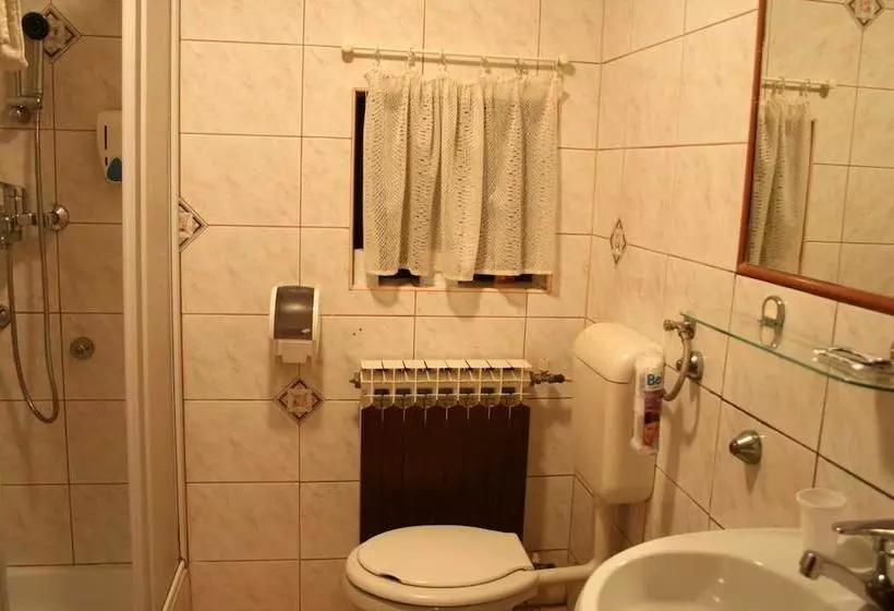 Aamiaismajoitus (B&B) Rooms Centar