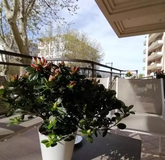 Hotelli Abel & Residence