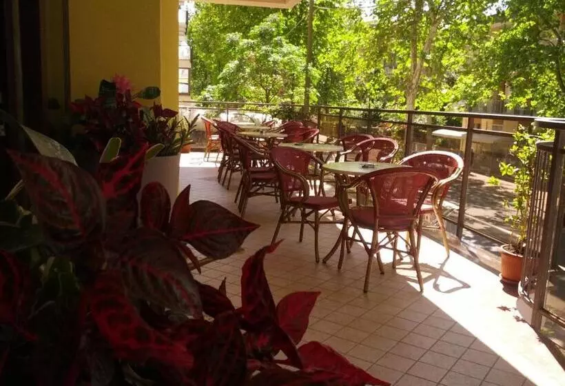 Hotelli Abel & Residence