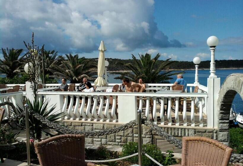 فندق Apartments And Rooms Vinko