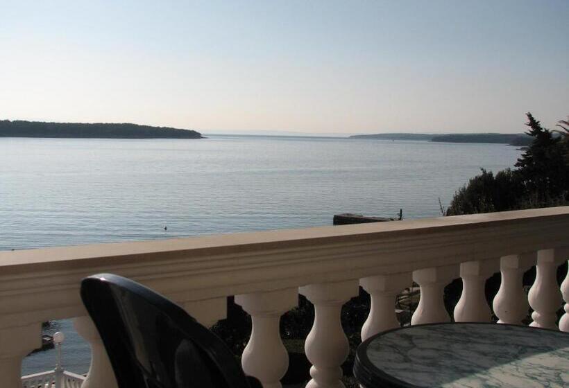 فندق Apartments And Rooms Vinko