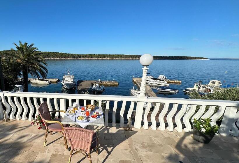 فندق Apartments And Rooms Vinko