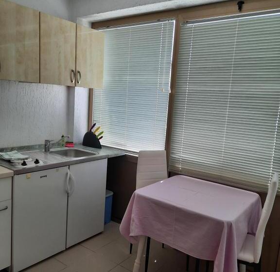 فندق Apartments And Rooms Vinko