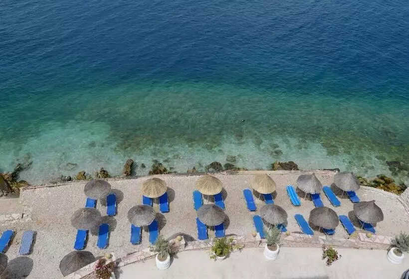 هتل Blue Bay
