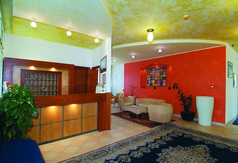 هتل Garni Losanna