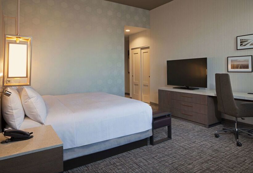 H Hotel Los Angeles, Curio Collection By Hilton