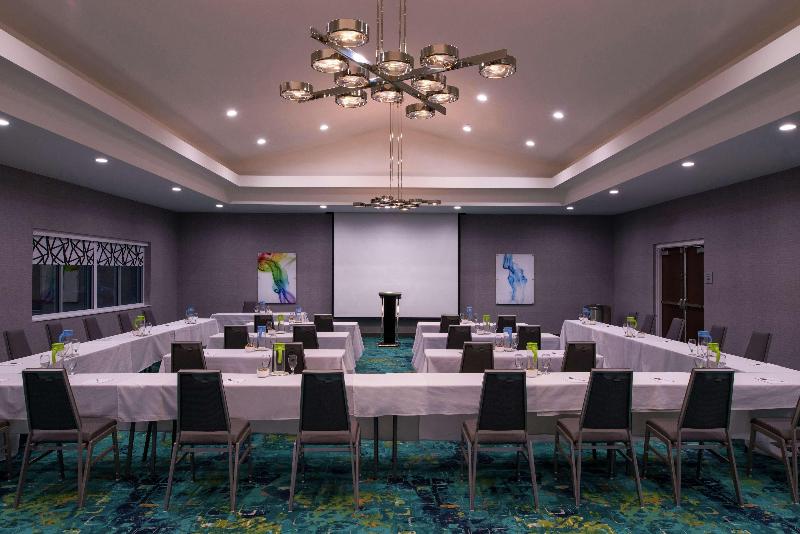 هتل Hampton Inn & Suites Atlanta/marietta