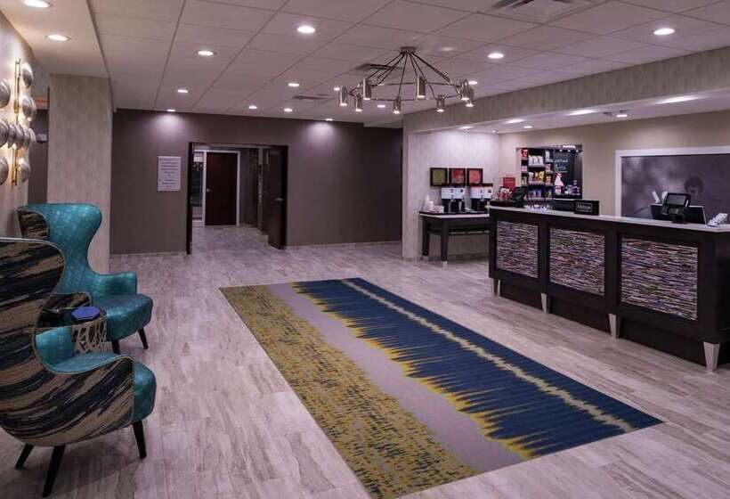 هتل Hampton Inn & Suites Atlanta/marietta