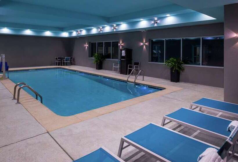 هتل Hampton Inn & Suites Atlanta/marietta