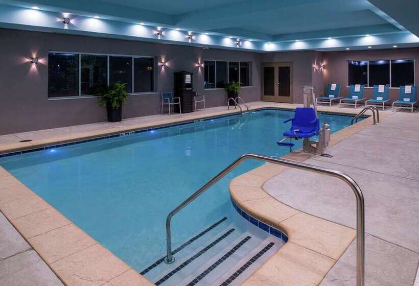 هتل Hampton Inn & Suites Atlanta/marietta