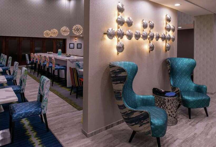 هتل Hampton Inn & Suites Atlanta/marietta