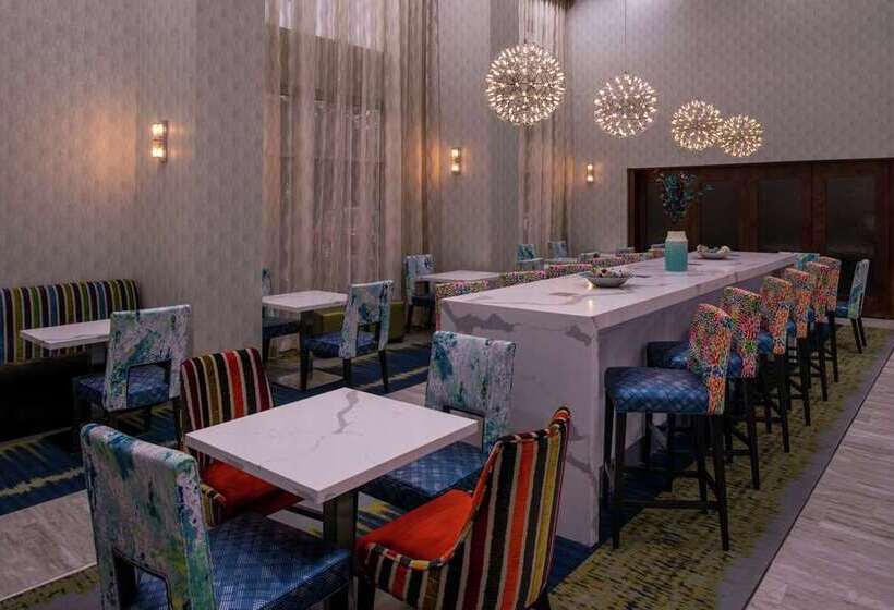 هتل Hampton Inn & Suites Atlanta/marietta