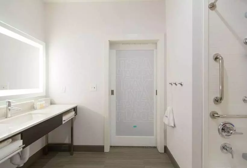 Hotelli Hampton Inn & Suites Stroud