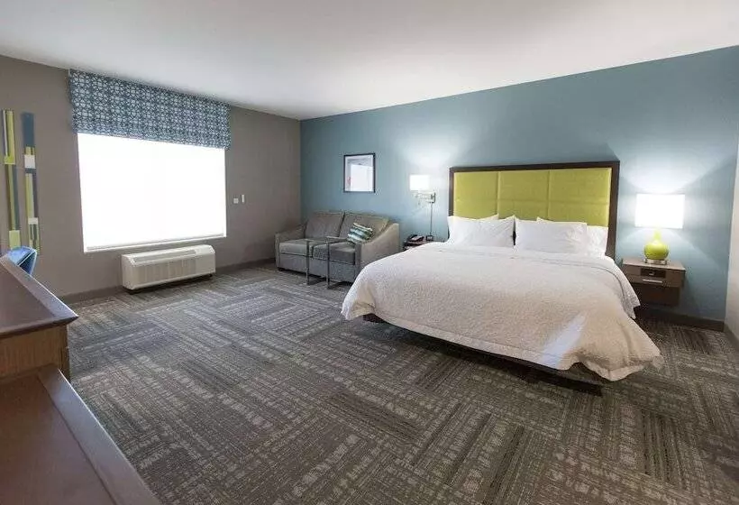 Hotelli Hampton Inn & Suites Stroud