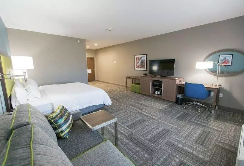 Hotelli Hampton Inn & Suites Stroud