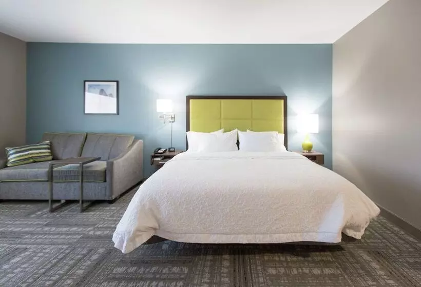 Hotelli Hampton Inn & Suites Stroud