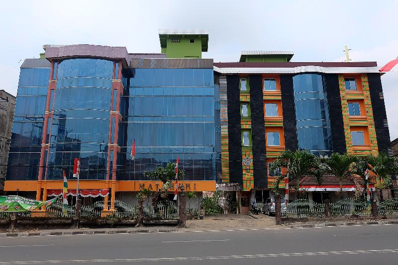 Reddoorz Syariah At Hotel Matahari 1 Jambi