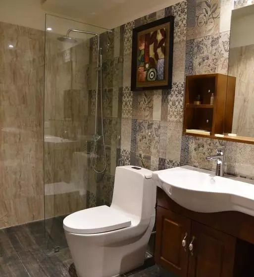 ホテル New Anand Palace