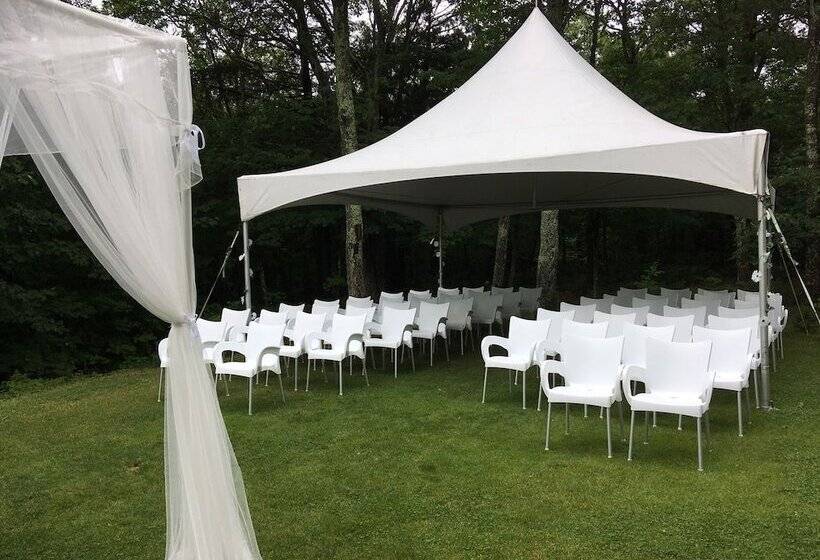 בית מלון כפרי Rawdon Golf Resort