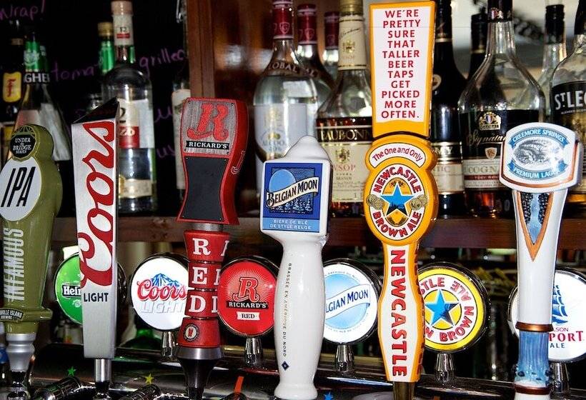 בית מלון כפרי Rawdon Golf Resort