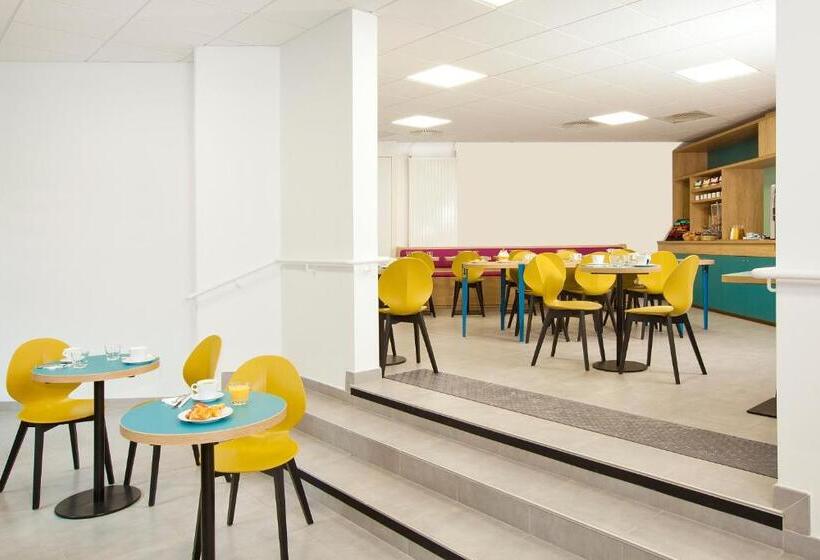 هتل Sejours & Affaires Paris Davout