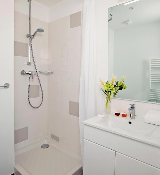 هتل Sejours & Affaires Paris Davout