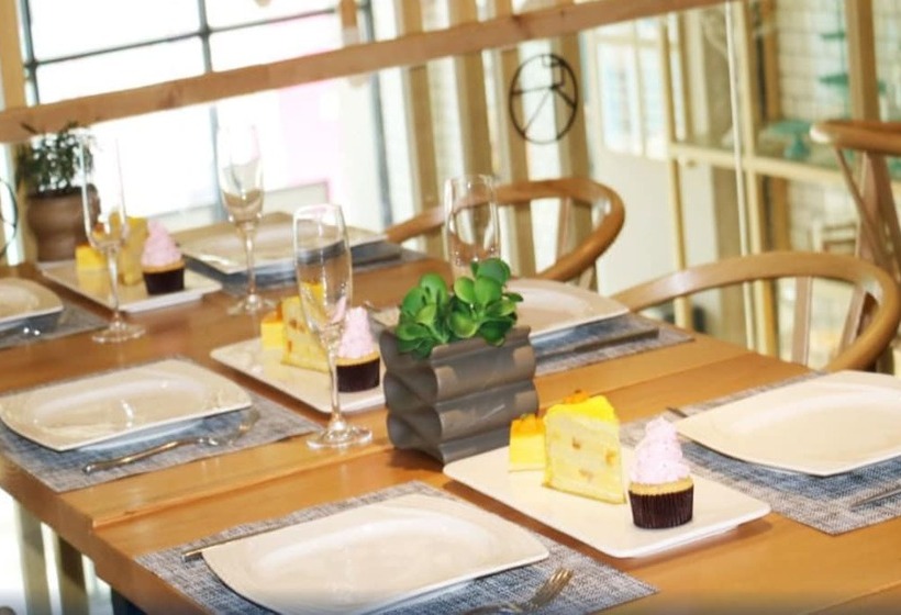 Hotel Shenzhen Flight One