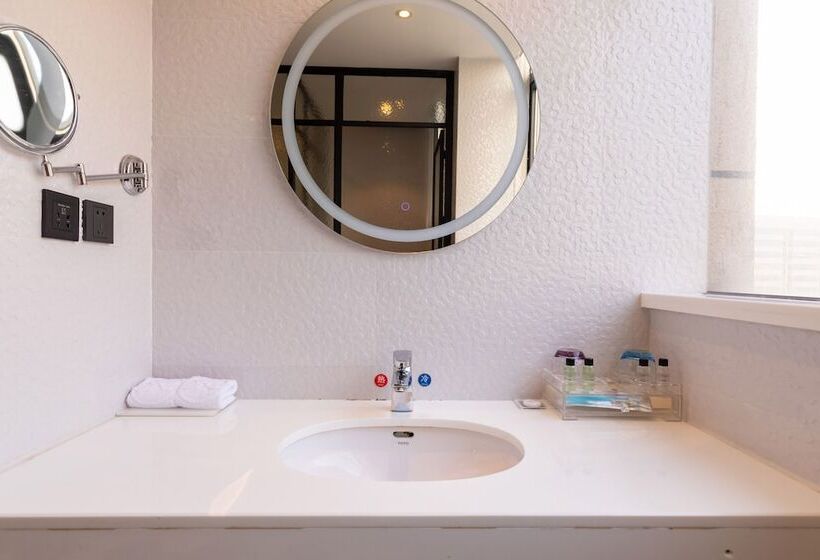 Hotel Shenzhen Flight One