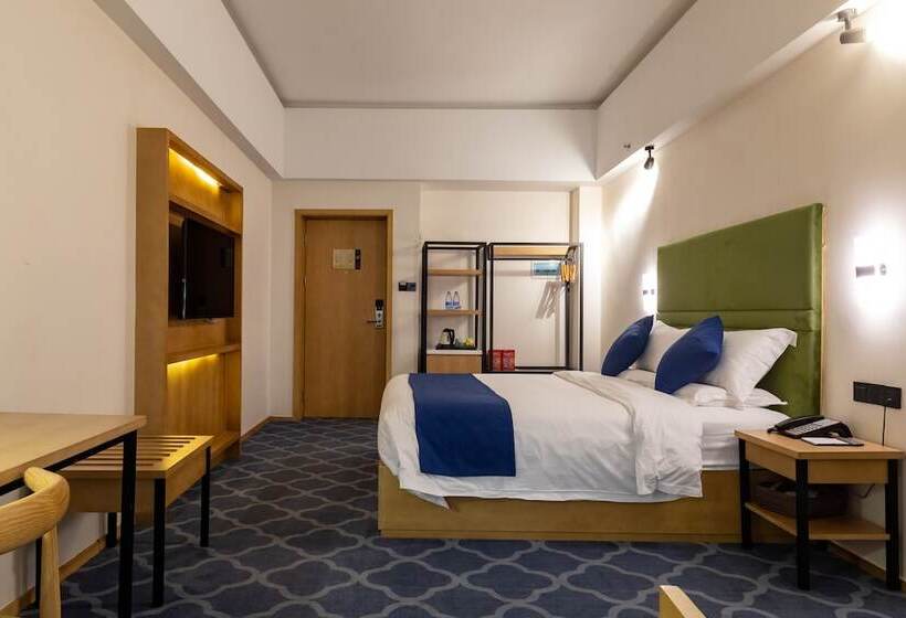 Hotel Shenzhen Flight One