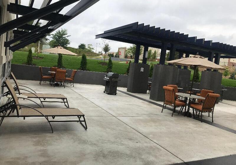 فندق Staybridge Suites Madison   Fitchburg By Ihg