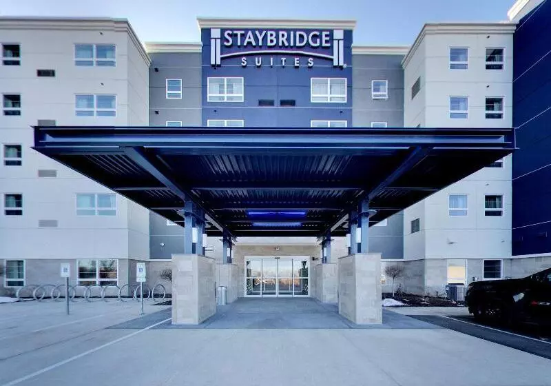 ホテル Staybridge Suites Madison   Fitchburg By Ihg