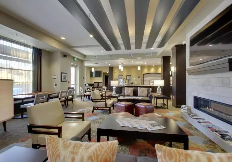 ホテル Staybridge Suites Madison   Fitchburg By Ihg