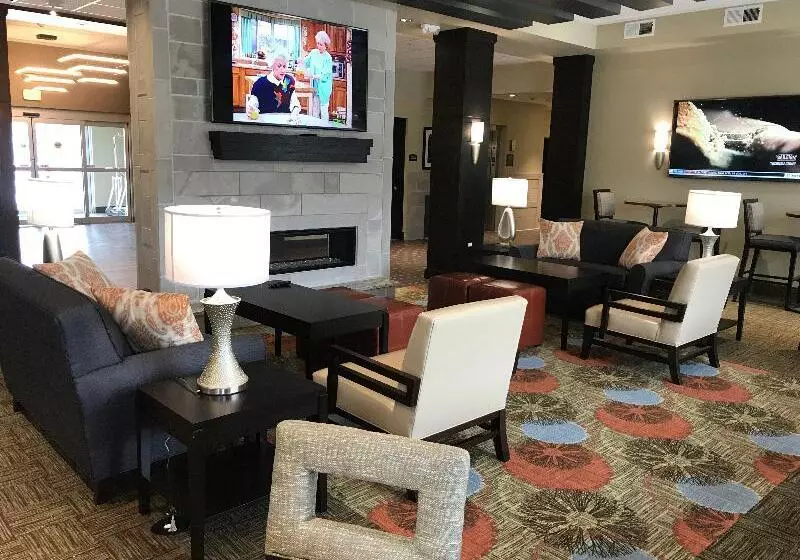 ホテル Staybridge Suites Madison   Fitchburg By Ihg