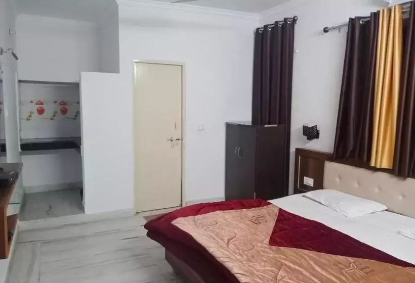 Bed and Breakfast 4 U Rishikesh