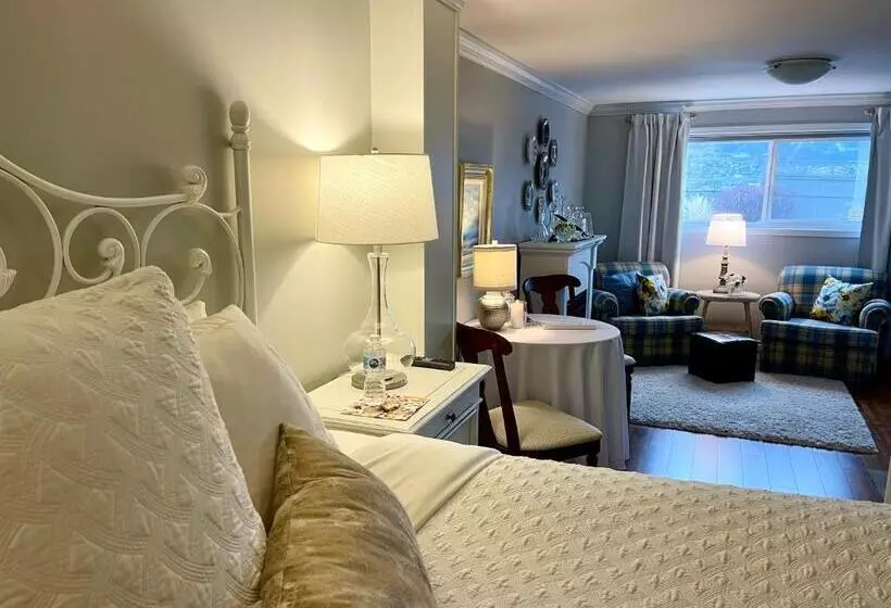 تختخواب و صبحانه A Vista Villa Couples Retreat