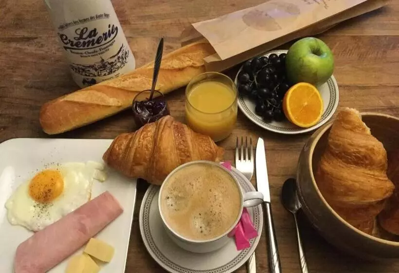 تختخواب و صبحانه Auberge De Keranden