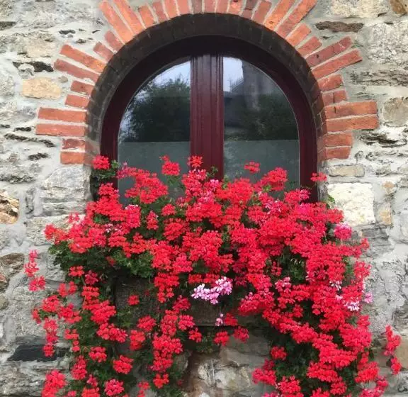 تختخواب و صبحانه Auberge De Keranden