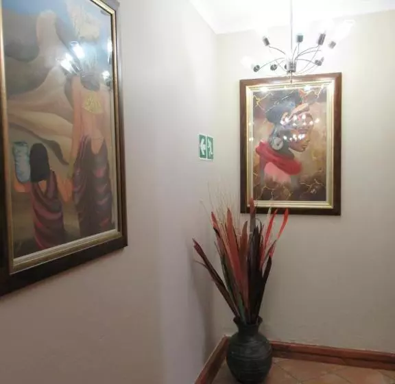 ベッドアンドブレックファースト Faces Guesthouse