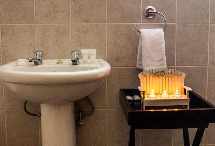 צימר Faces Guesthouse